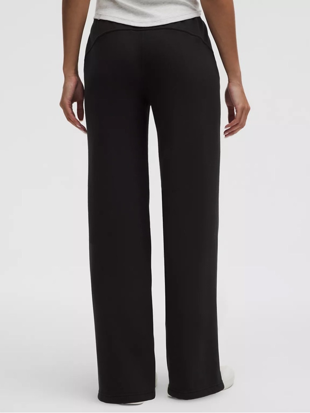 LuluLemon Scuba Mid-Rise Wide-Leg Pant
Regular - Picture 2 of 6